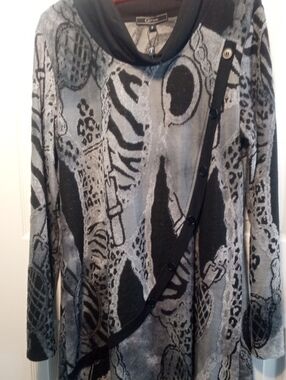 CATIVA MIXED MEDIA TUNIC